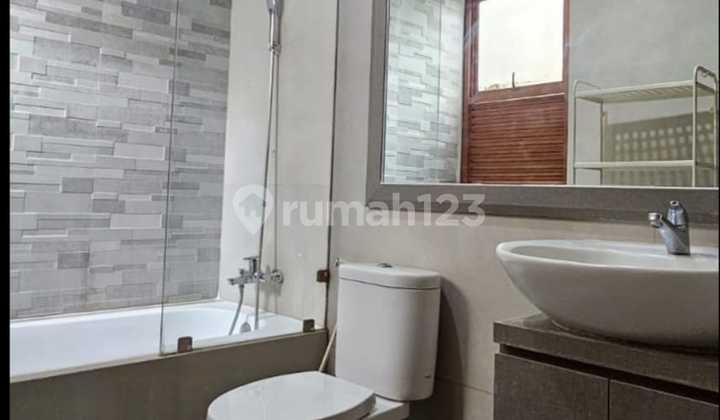 Rumah Minimalis 3 Lantai, Siap Huni, di Tebet Barat, Jakarta Selatan 2