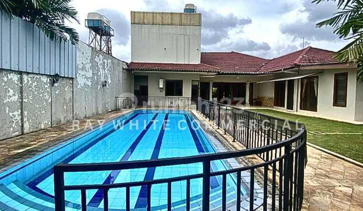 Minimalist House, Elite Location, Ready to Live, Comfortable in Cipete, Cilandak, South Jakarta. 2