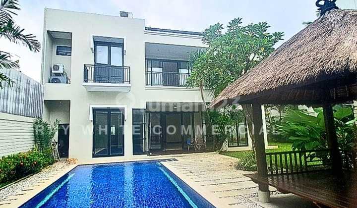 Rumah Minimalis 2 lantai, Brand New , Lokasi Elite, pool, di Cipete, Cilandak, Jakarta Selatan.