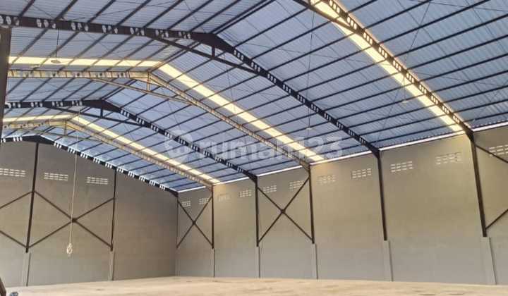 Gudang Bangunan Baru + Kantor 2 Lantai, Kawasan Industri Sepatan, Tangerang.