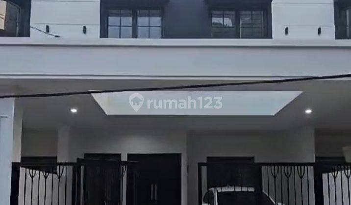 Rumah Baru 3lt Dalam Townhouse Di Pancoran Jakarta Selatan 1