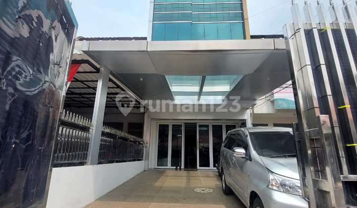 Dijual Gedung 4.5 Lantai di Tebet Barat. Jaksel