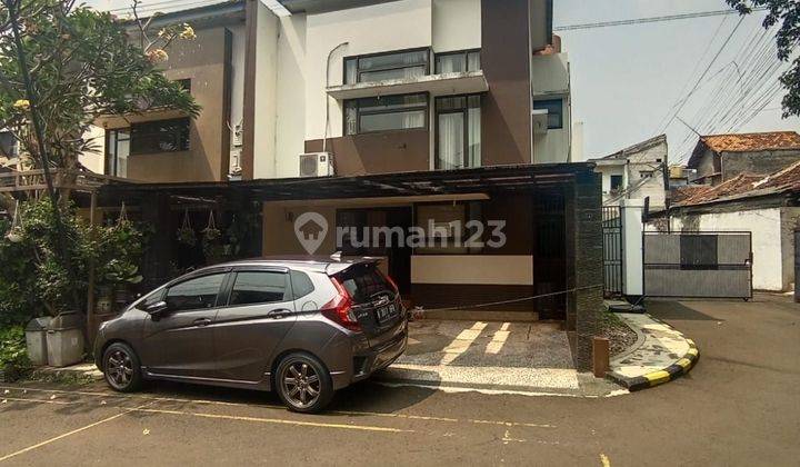 Rumah 2lt Dalam Town House Hook Di Kebagusan,jaksel 1