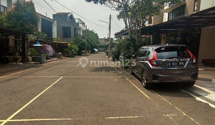 Rumah 2lt Dalam Town House Hook Di Kebagusan,jaksel 2