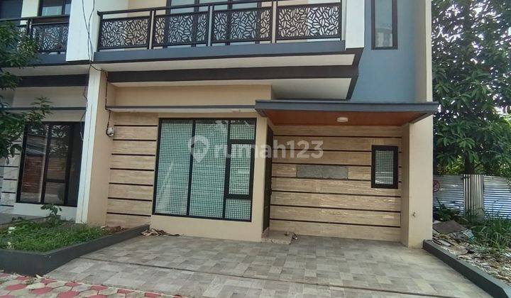 Rumah 2lt nempel pintu tol Kukusan, Beji, Depok 2