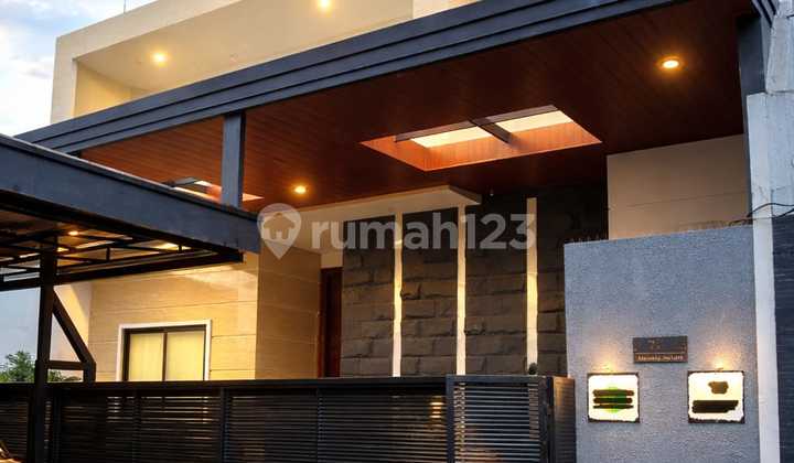 Luxury House with Bonus Pool for Sale in Gunung Sahari. Central Jakarta