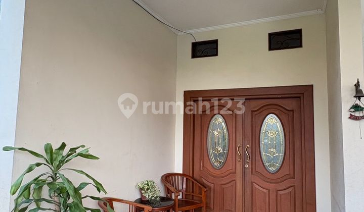For Sale 3-Story House in Cipinang Rawamangun. East Jakarta 2