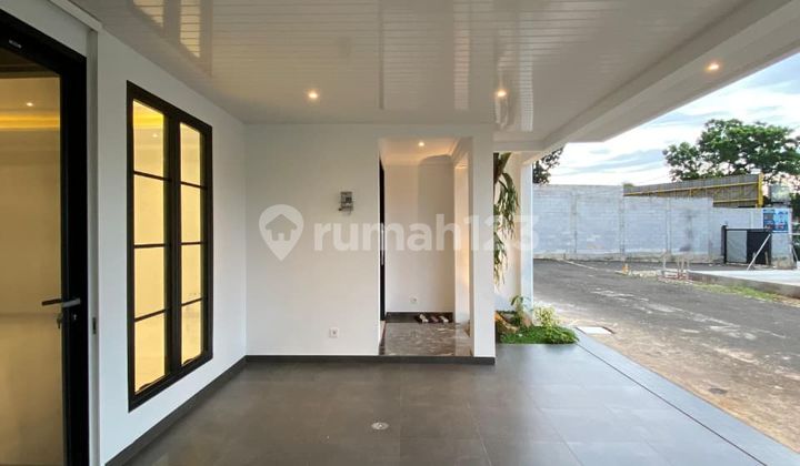 Dijual Rumah Baru di Ciracas. Jaktim