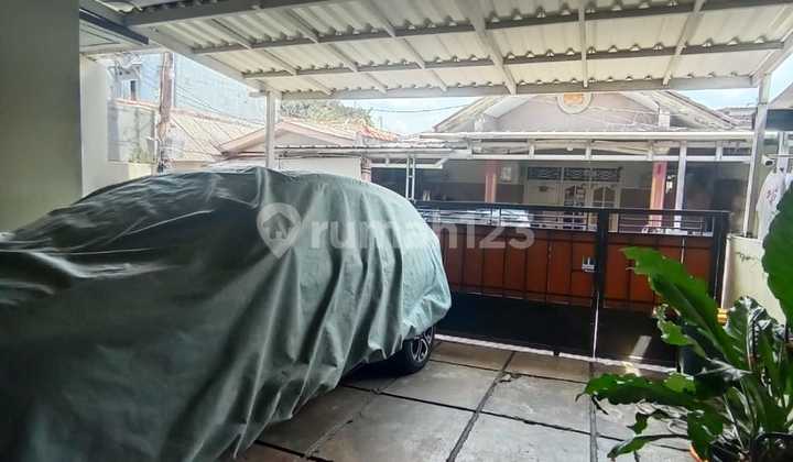 Rumah Siap Huni Dekat Stasiun Depok Lama 2