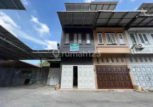 Dijual Rumah di Medan Dalam Komplek Daerah Krakatau  1