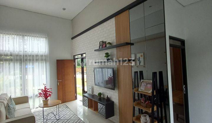 Dijual Rumah Dalam Komplek Savanna Sumatera  8