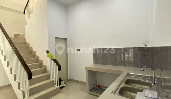 Dijual Rumah Baru Dalam Komplek Daerah Bromo 8