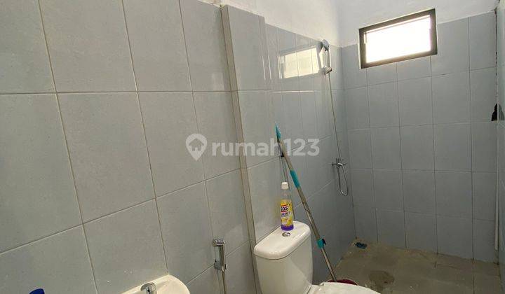Dijual Rumah Baru Dalam Komplek Daerah Bromo 12