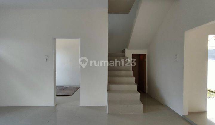 Dijual Rumah Baru Dalam Komplek Daerah Setia Budi 2