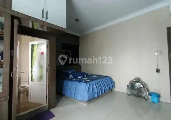 Disewakan Ruko 5.5 Lantau Daerah Pusar Pasar 5