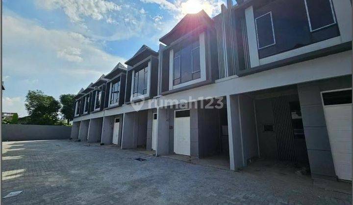 Dijual Rumah 2.5 Lantai di Daerah Ayahanda Medan Petisah  2