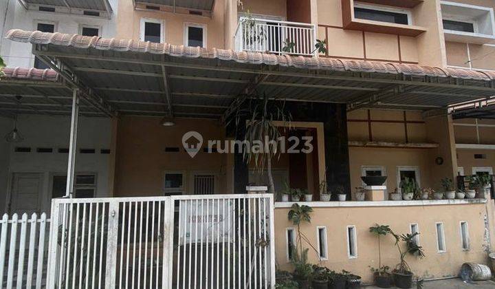 Dijual Rumah Siap Huni 2 Lantai Semi Furnished 1