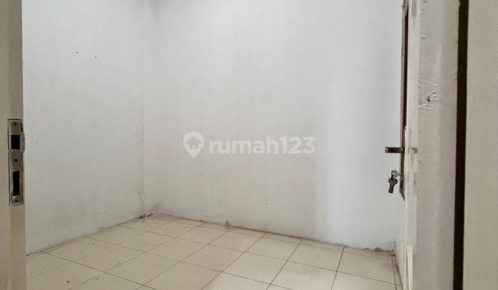 Dijual Murah Ruko 3 Lantai Siap Huni di Daerah Sekip  2