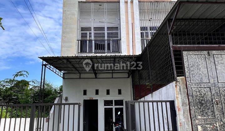 Dijual Murah Ruko 3 Lantai Siap Huni di Daerah Sekip  1