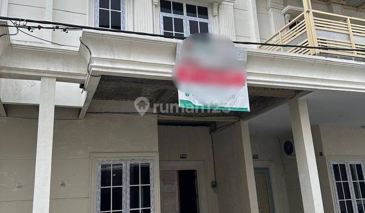 Dijual Rumah 2.5 Lantai di Daerah Katamso  1