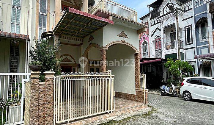 Dijual Rumah Cantik Posisi Sudut Daerah Setiabudi Medan 2