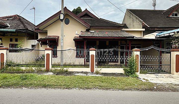 Dijual Rumah Besar Daerah Setiabudi Ujung !!! 1