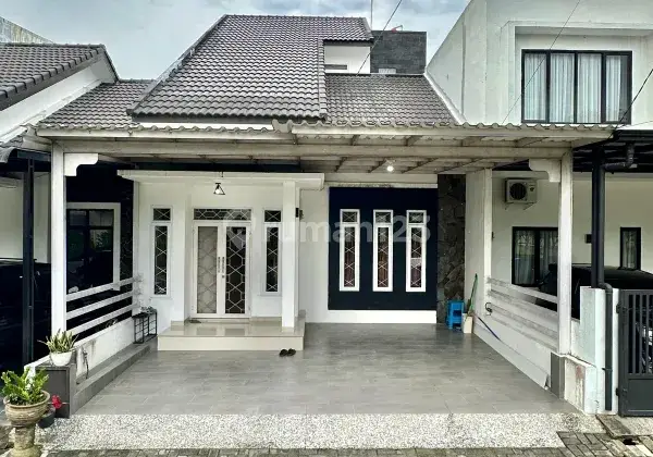 Rumah Dalam Komplek 2 Lantai 1