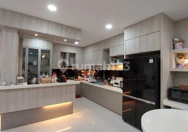 Dijual Rumah Daerah Cemara Asri 2