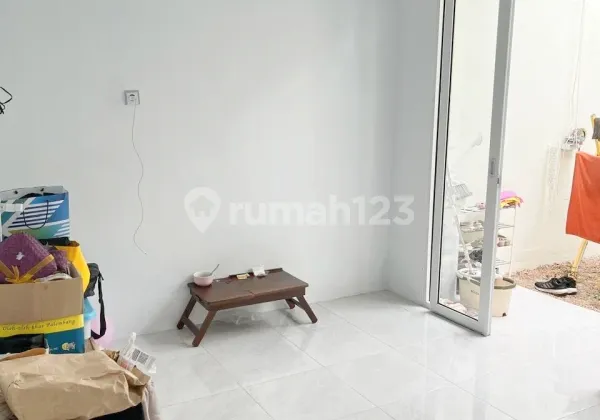 Dijual Rumah Cantik Townhouse Harga Terjangkau 2