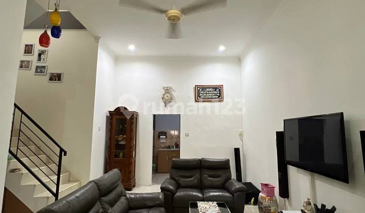 beautiful semi-furnished house for sale in the setiabudi area complex 2