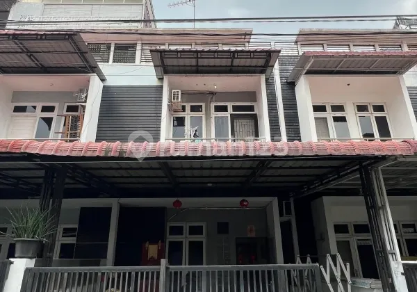 Dijual Cepat Rumah Komplek Daerah Ringroad