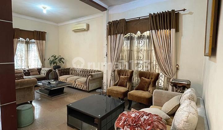 Dijual Rumah Besar Daerah Umsu 2