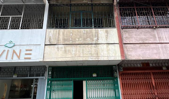 Dijual Ruko 3 Lantai bagus di Daerah Wahidin Dijual Ruko 3 Lantai bagus di Daerah Wahidin