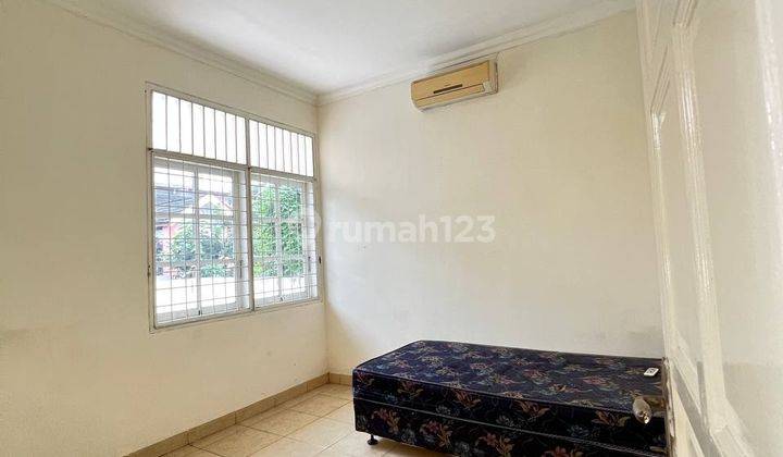 kamar tidur dijual rumah cantik di komplek