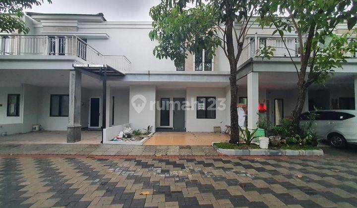 Dijual Rumah Baru Dalam Komplek 2.5 Lantai Siap Huni 1