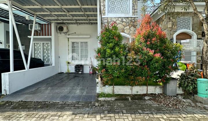 Dijual Rumah 2 Lantai Full Furnished Dalam Komplek Flamboyan Raya 1