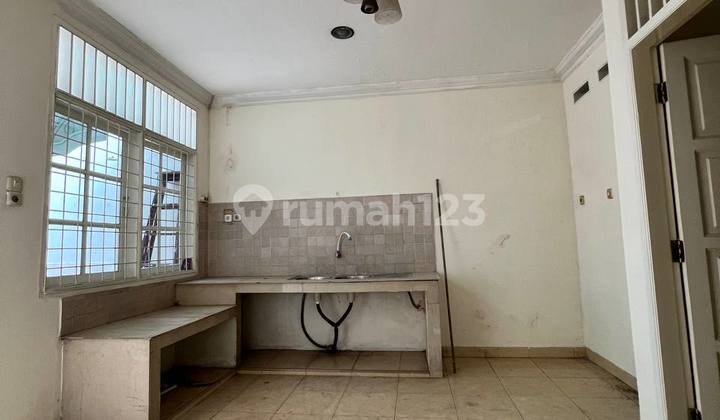 dapur dijual rumah cantik di komplek