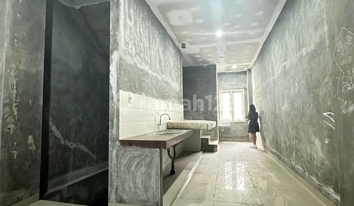 foto lainnya disewakan ruko 3.5 lantai di