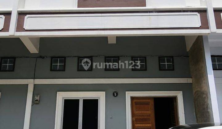 Dijual Rumah Kosong 3 Lantai Shm 1