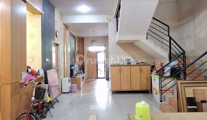 Dijual Rumah 2 Lantai Dalam Kompleks Cemara Asri 2