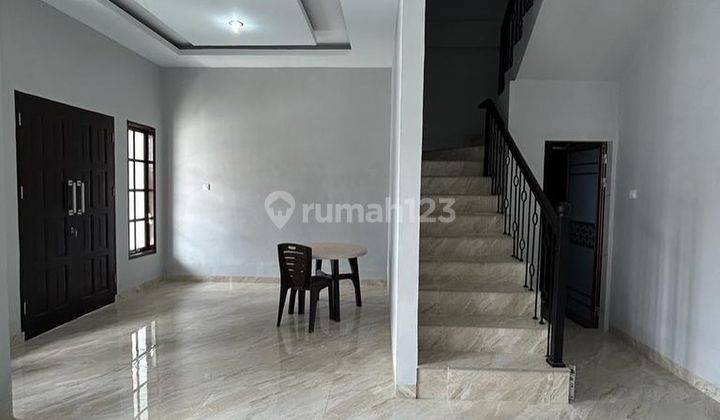 Rumah Daerah Padang Bulan di Jalan Bunga Cempaka SHM Baru 4