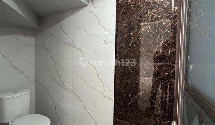 Rumah Daerah Padang Bulan di Jalan Bunga Cempaka SHM Baru 8
