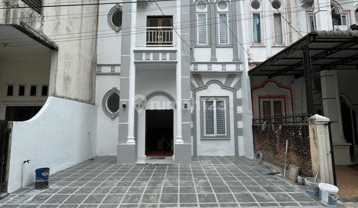 Dijual Rumah Full Furnished Daerah Setia Budi SHM Bagus 1