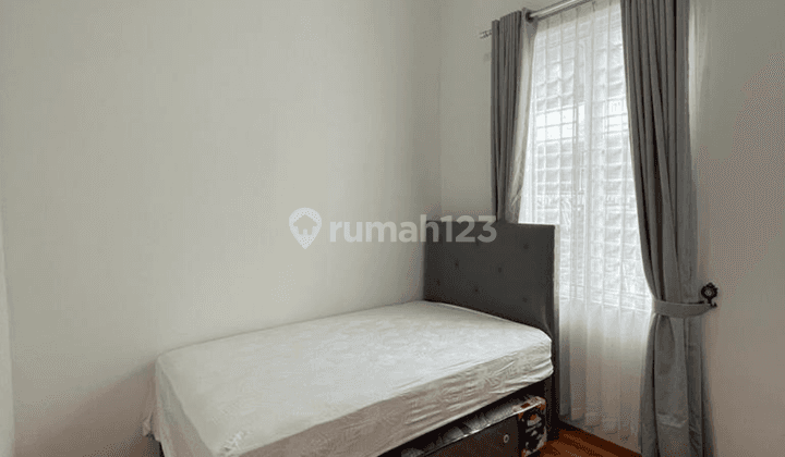 Dijual Rumah Full Furnished Daerah Setia Budi SHM Bagus 2
