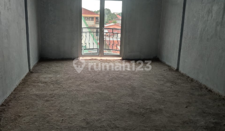Ruko 3.5 Lantai Cocok untuk Usaha Didaerah Krakatau  3