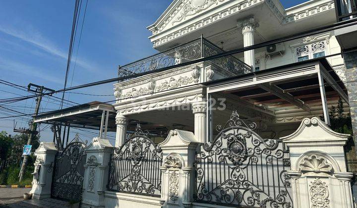 Dijual Rumah Mewah Full Furnished Daerah Ringroad 10