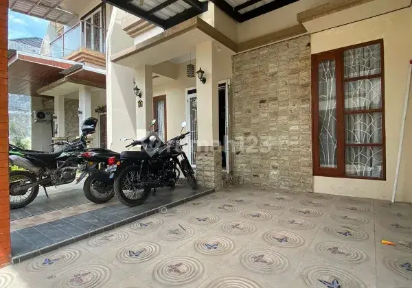 Dijual Rumah 2 Lantai Daerah Flamboyan Medan Tuntungan 3