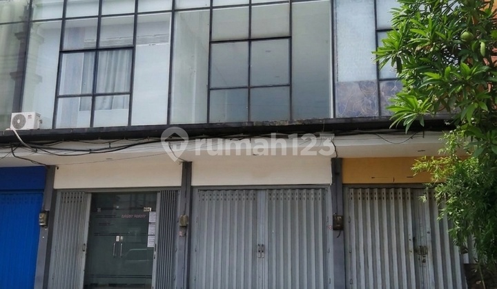 Disewa Ruko 3 Lantai Strategis di Kembangan Puri Indah