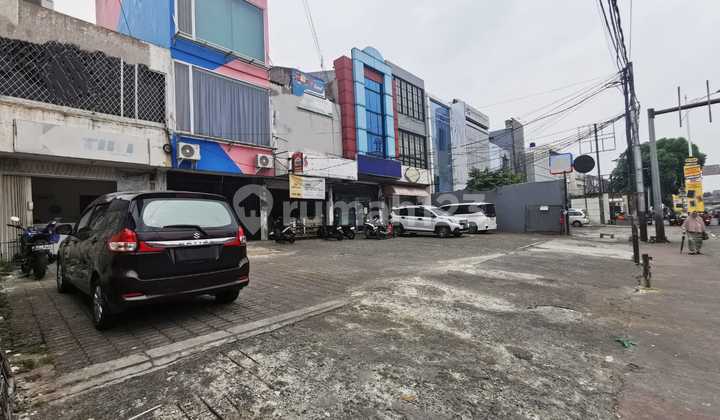 For Sale Strategic Shop House in Pesanggrahan, Meruya Puri, West Jakarta 2