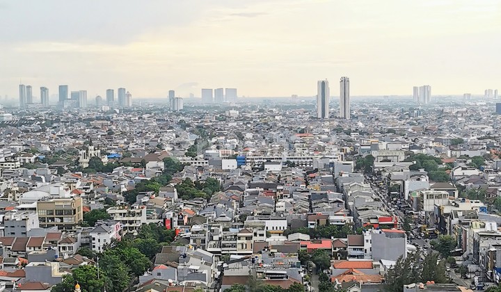 Tower B | 2 Bedroom | Fully Furnished Kayu Jati | Lantai Tinggi | City View | Siap Huni